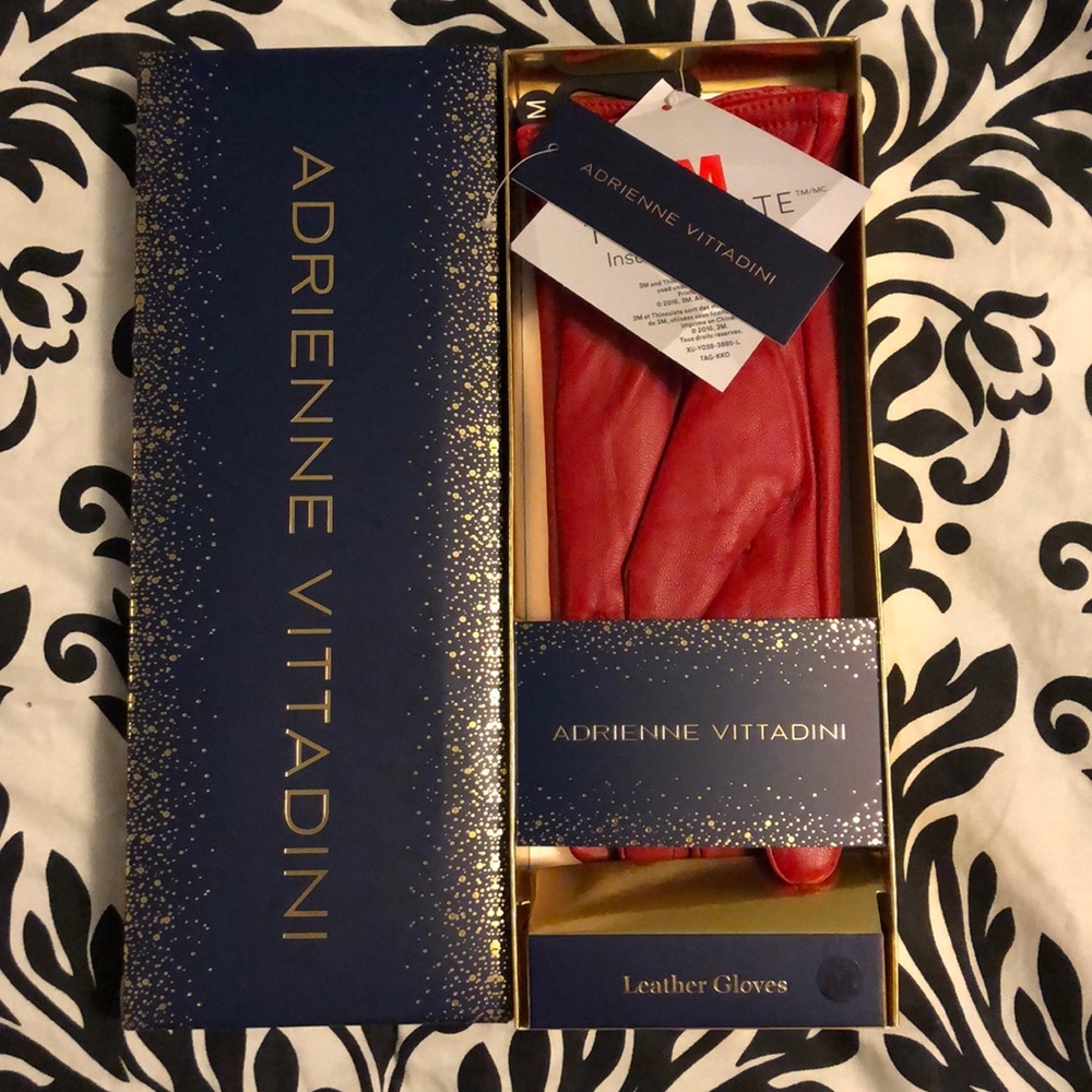 Beautiful New With Tags RED LEATHER GLOVES